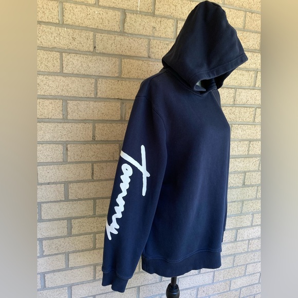 Tommy Hilfiger Soft Classic Navy Blue Hoodie White Red Cursive Logo Sleeve Decal - Picture 15 of 17